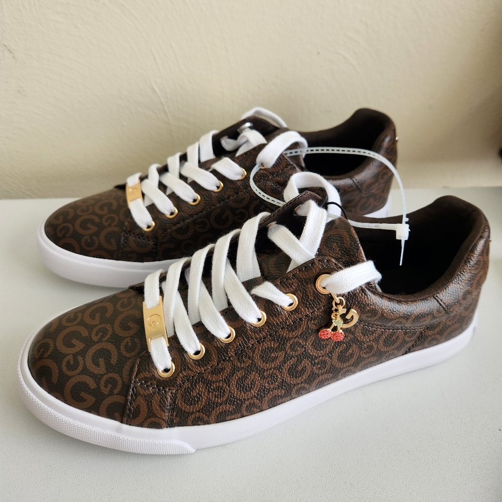 GBG Los Angeles Brown Logo Low-Top Sneakers with White Soles And Cherry Charm